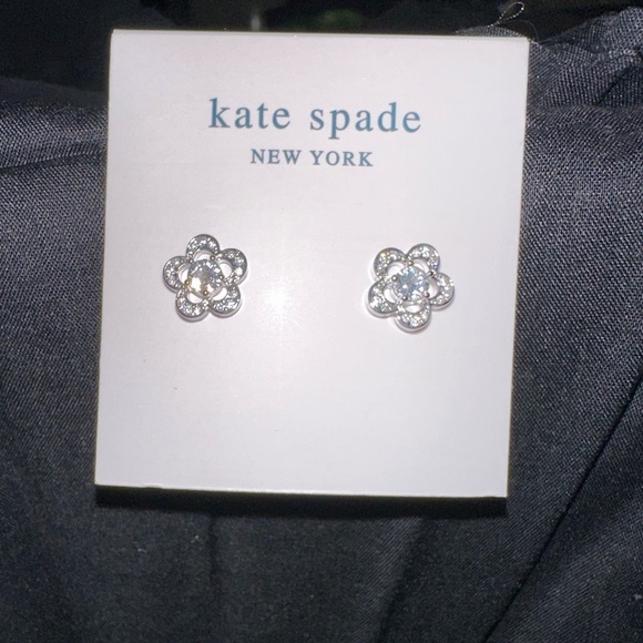 NWT Kate Spade New York Silver Crystal Flower Earrings - Picture 5 of 7